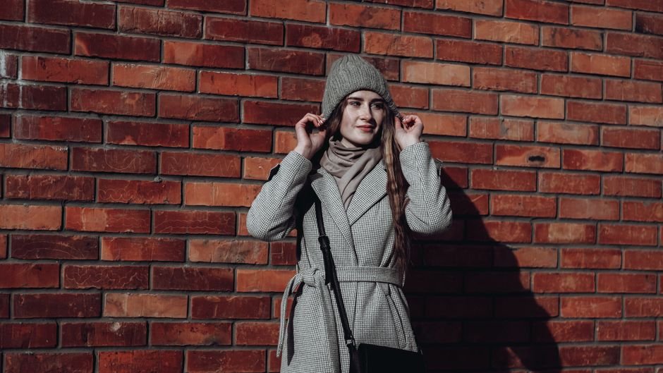 Quel manteau avec quoi : robe longue, pantalon large, jupe