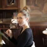 Quelle tenue pour aller au restaurant : idees chics pour femme