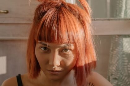 Quelle coupe de cheveux pour un visage carre : nos conseils
