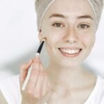 Peau grasse : la routine anti-imperfections qui marche