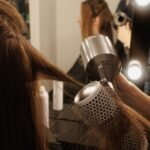Comment faire un brushing à la maison : la méthode facile
